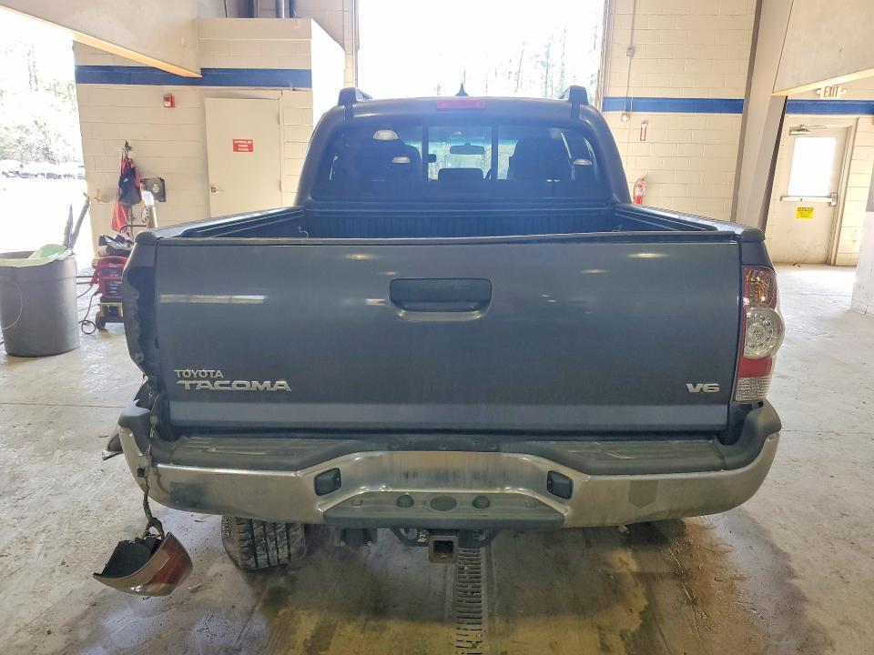 2015 Toyota Tacoma V6