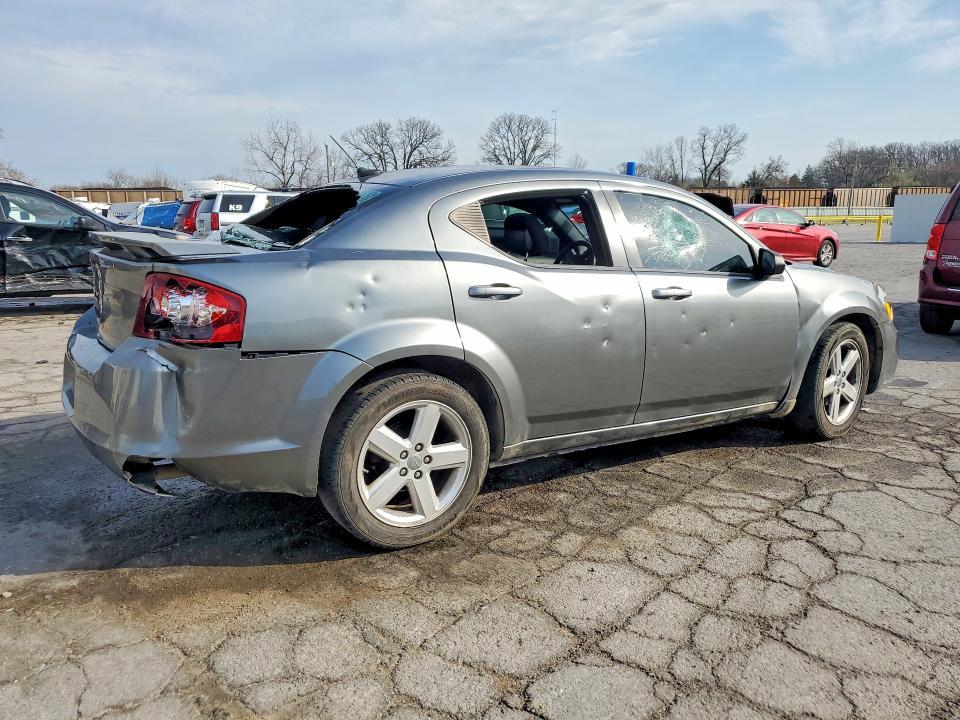 2013 Dodge Avenger se