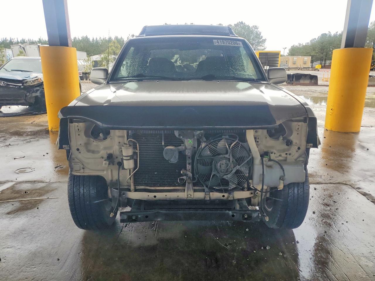 2001 Nissan Frontier XE