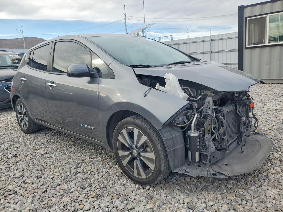 2015 Nissan Leaf sv
