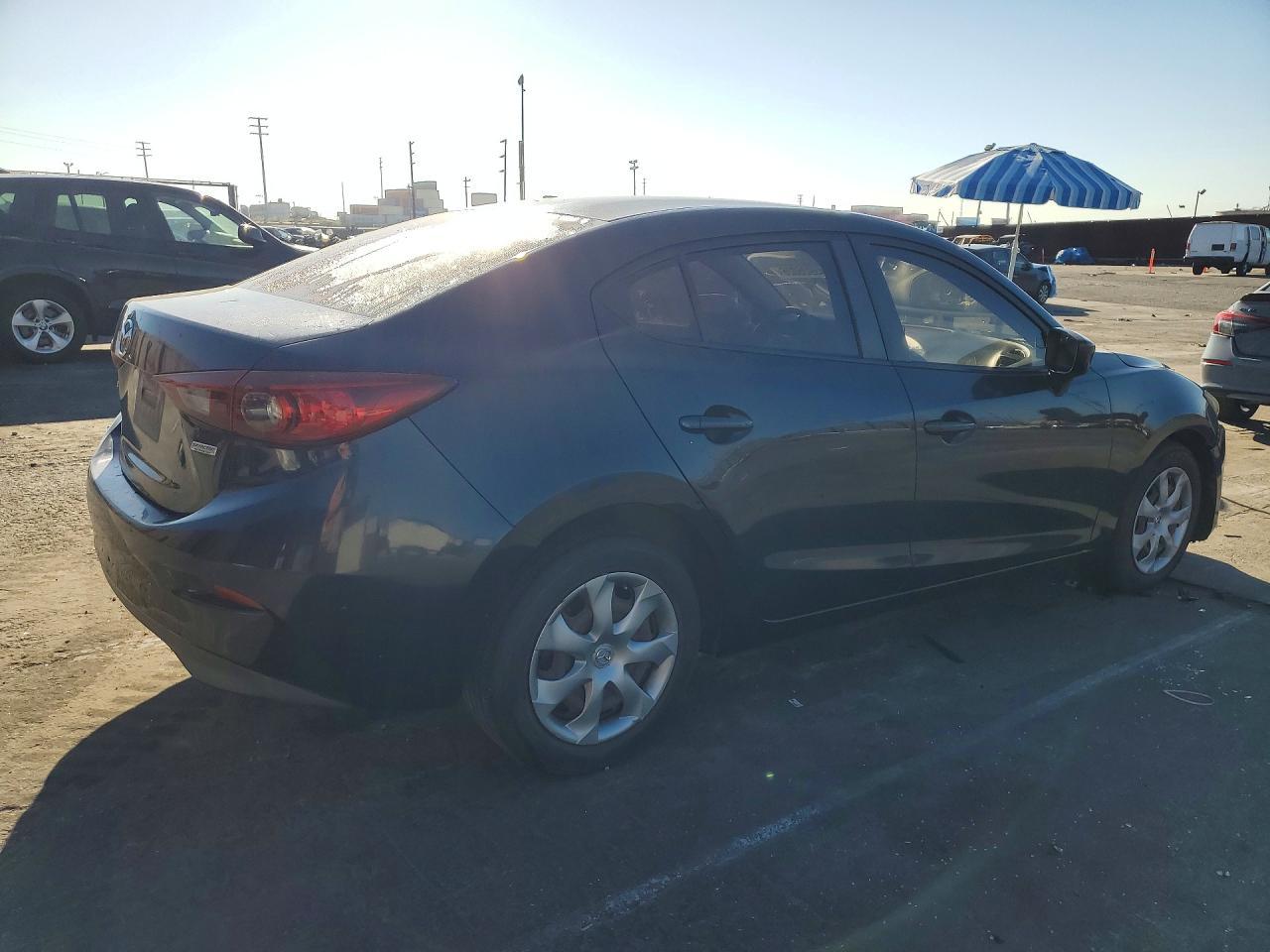 2015 Mazda 3 Sport