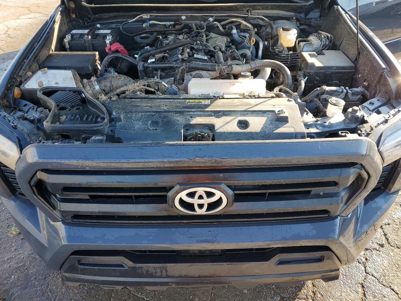 2025 Toyota Tacoma SR