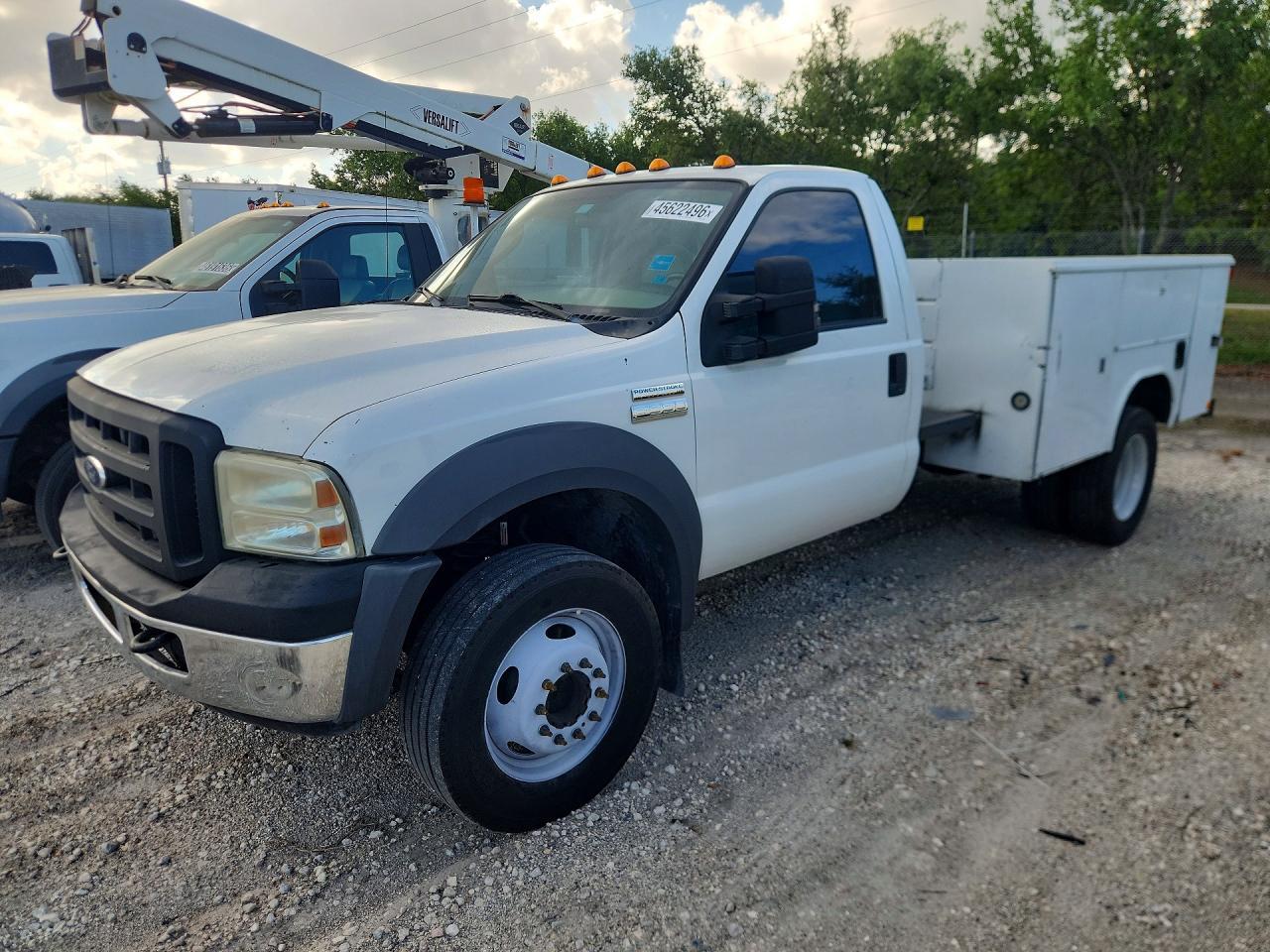 2005 Ford F550 Super-Flat BED Truck