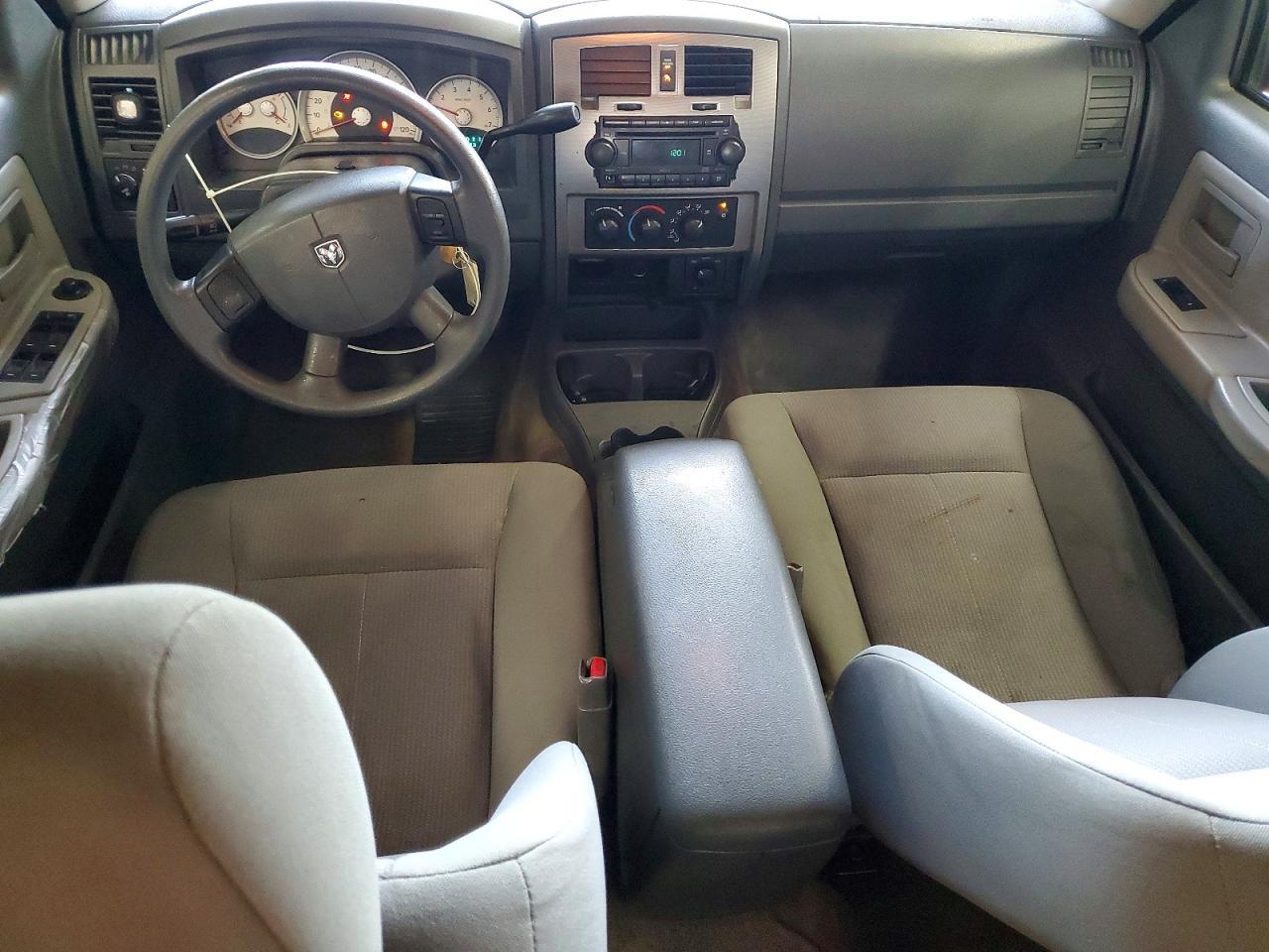 2006 Dodge Dakota Quad SLT