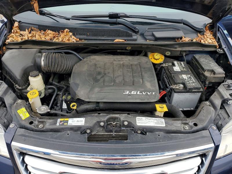 2015 Chrysler Town & Country Touring