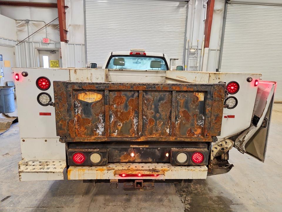 2015 Chevrolet Silve 3500