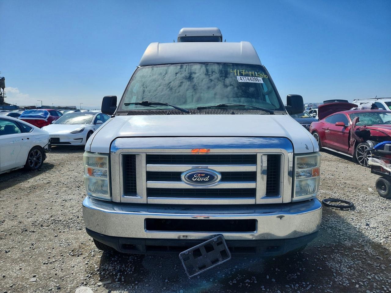 2008 Ford E350 Utility / Service Van