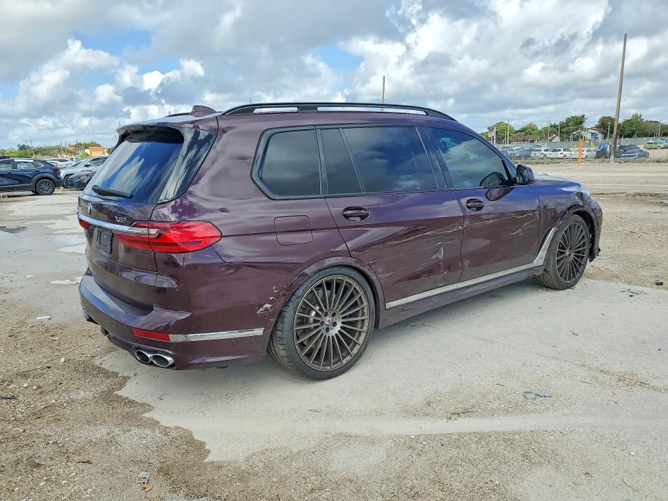 2021 BMW X7 Alpina XB7