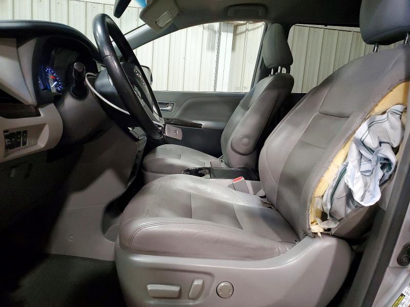 2017 Toyota Sienna xle Premium 7-passenger