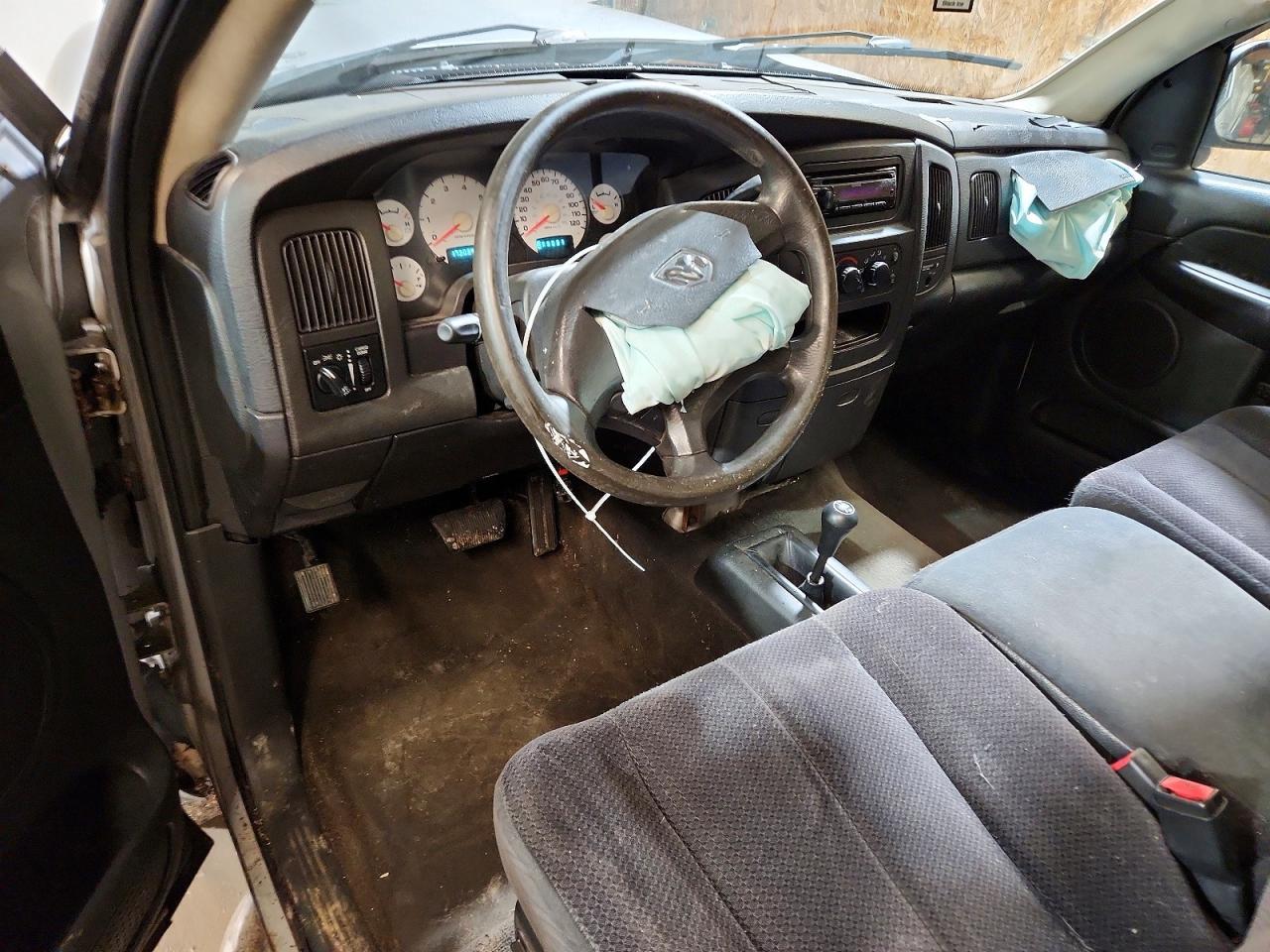2003 Dodge RAM 1500 ST