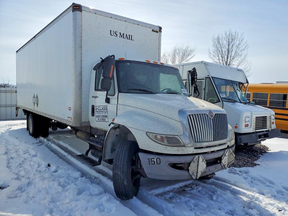 2015 International 4300 BOX Truck