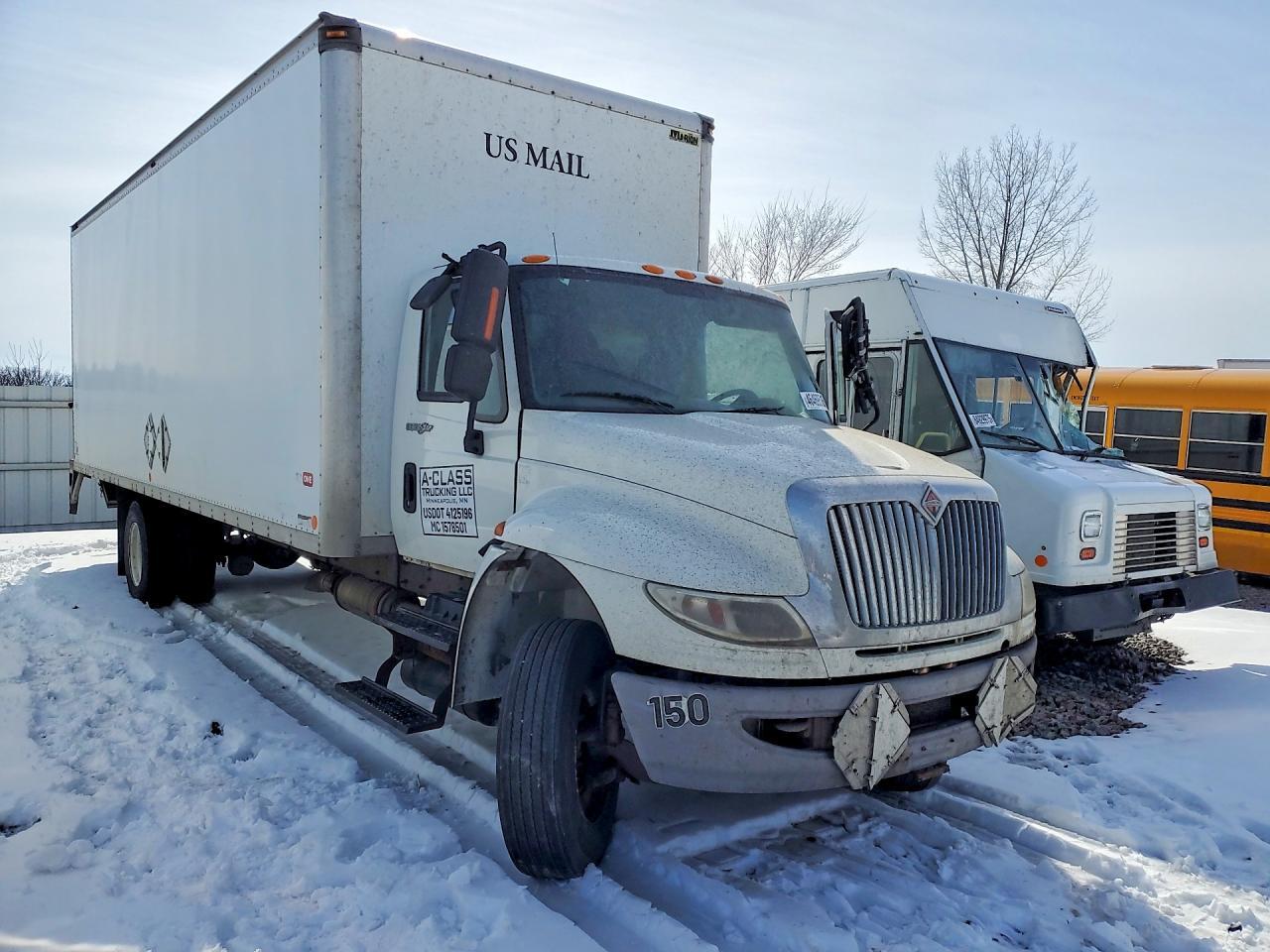 2015 International 4300 BOX Truck