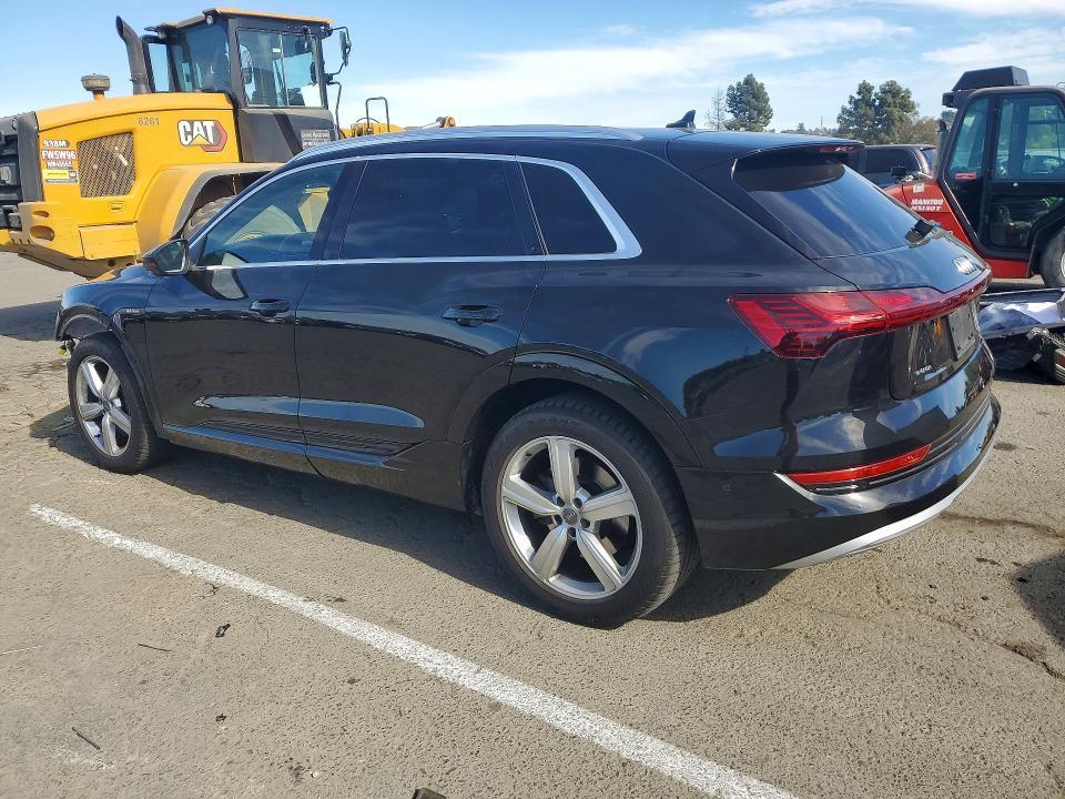 2019 Audi E-tron Premium Plus