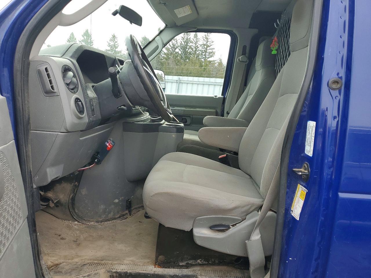 2014 Ford Econoline E250 van