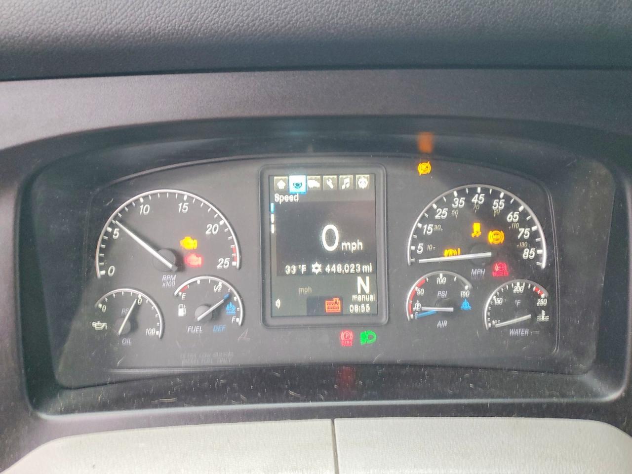 2022 Freigliner 2022 Freightliner Cascadia 126 Semi Truck
