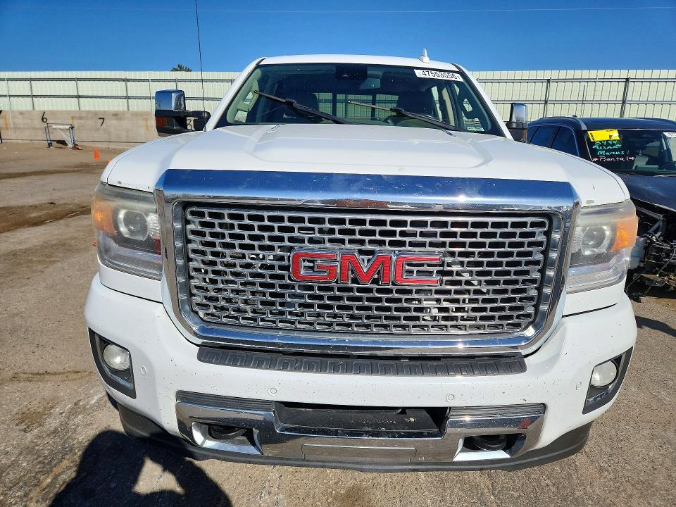 2016 GMC Sierra K2500 Denali