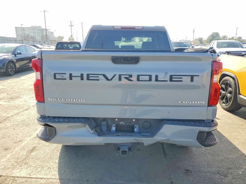 2024 Chev Silverado C1500 Custom