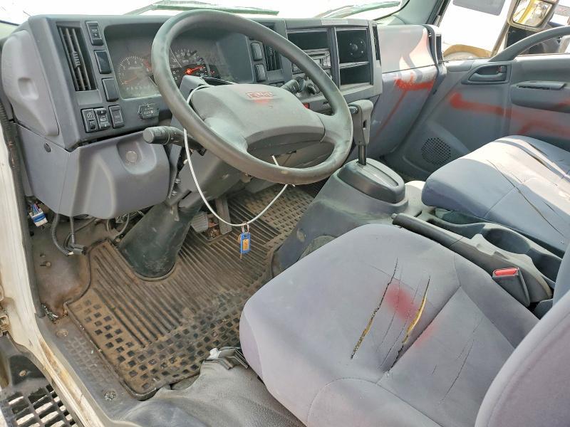 2017 Isuzu NPR HD