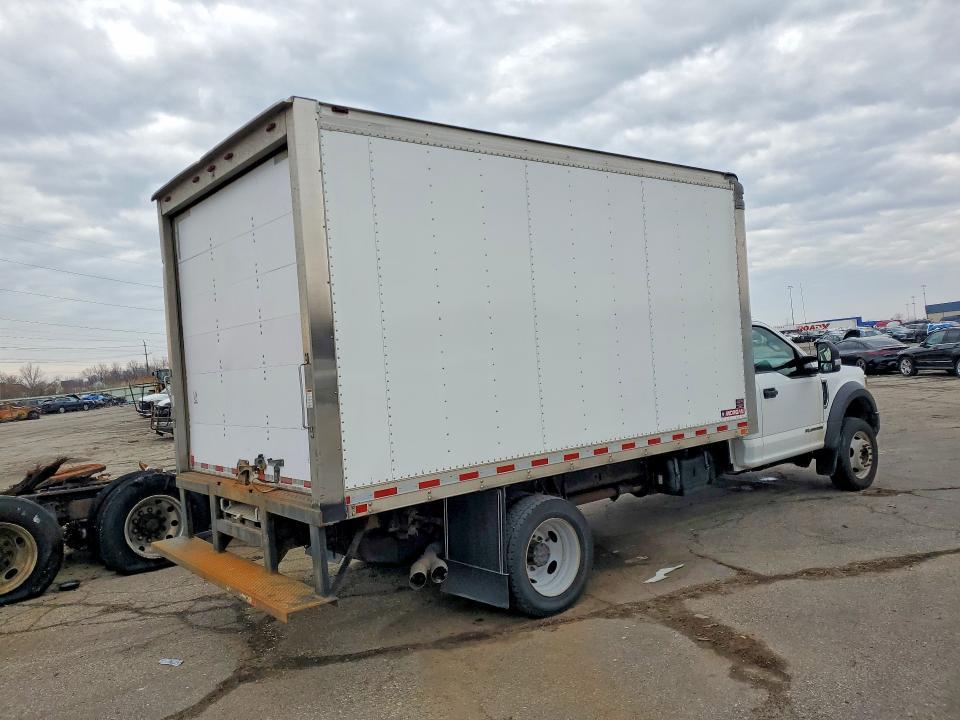 2017 Ford F550 Super Duty box Truck