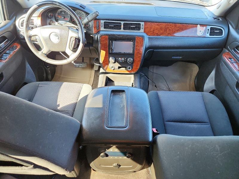 2011 Chev Suburban