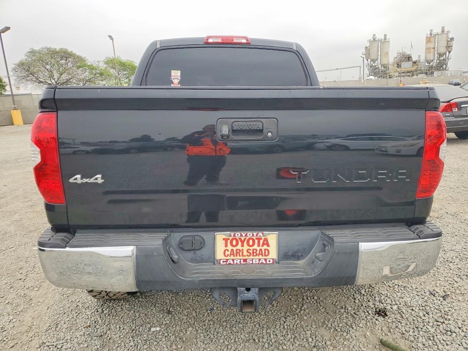 2014 Toyota Tundra SR5