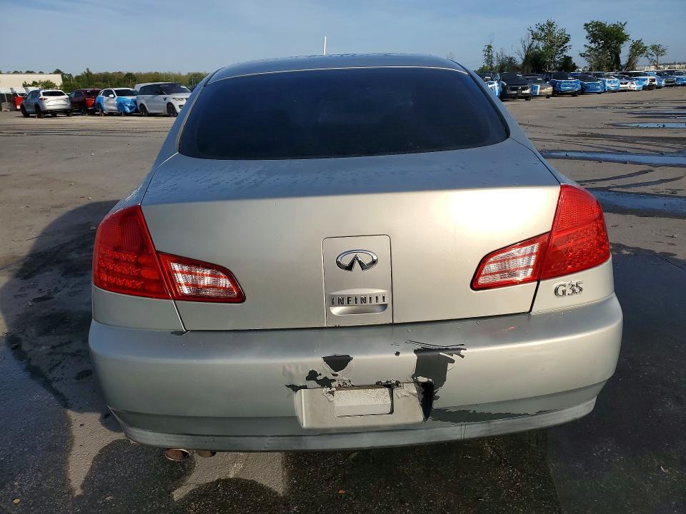 2003 Infiniti G35 Base