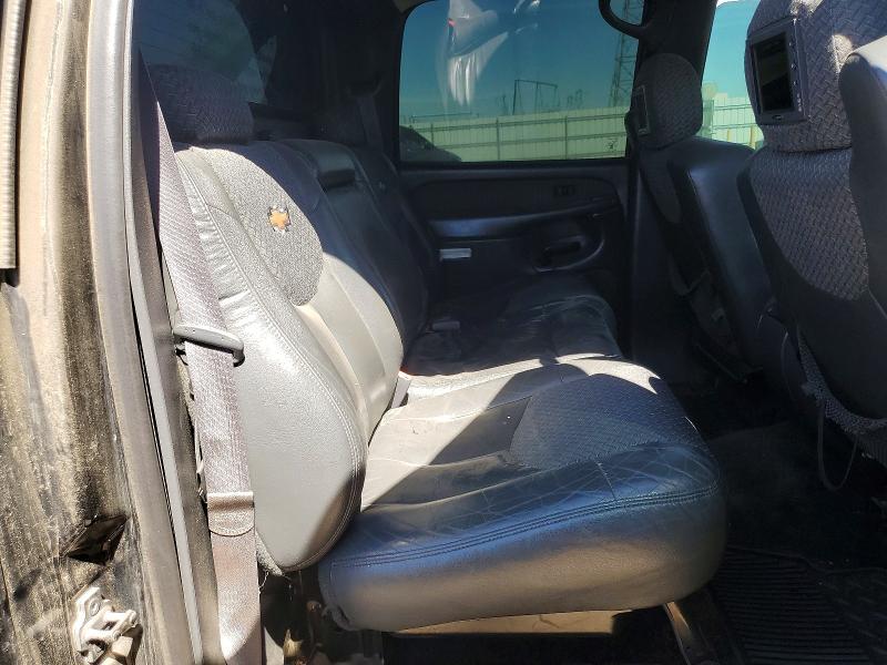 2002 Chevrolet Avalanche C1500