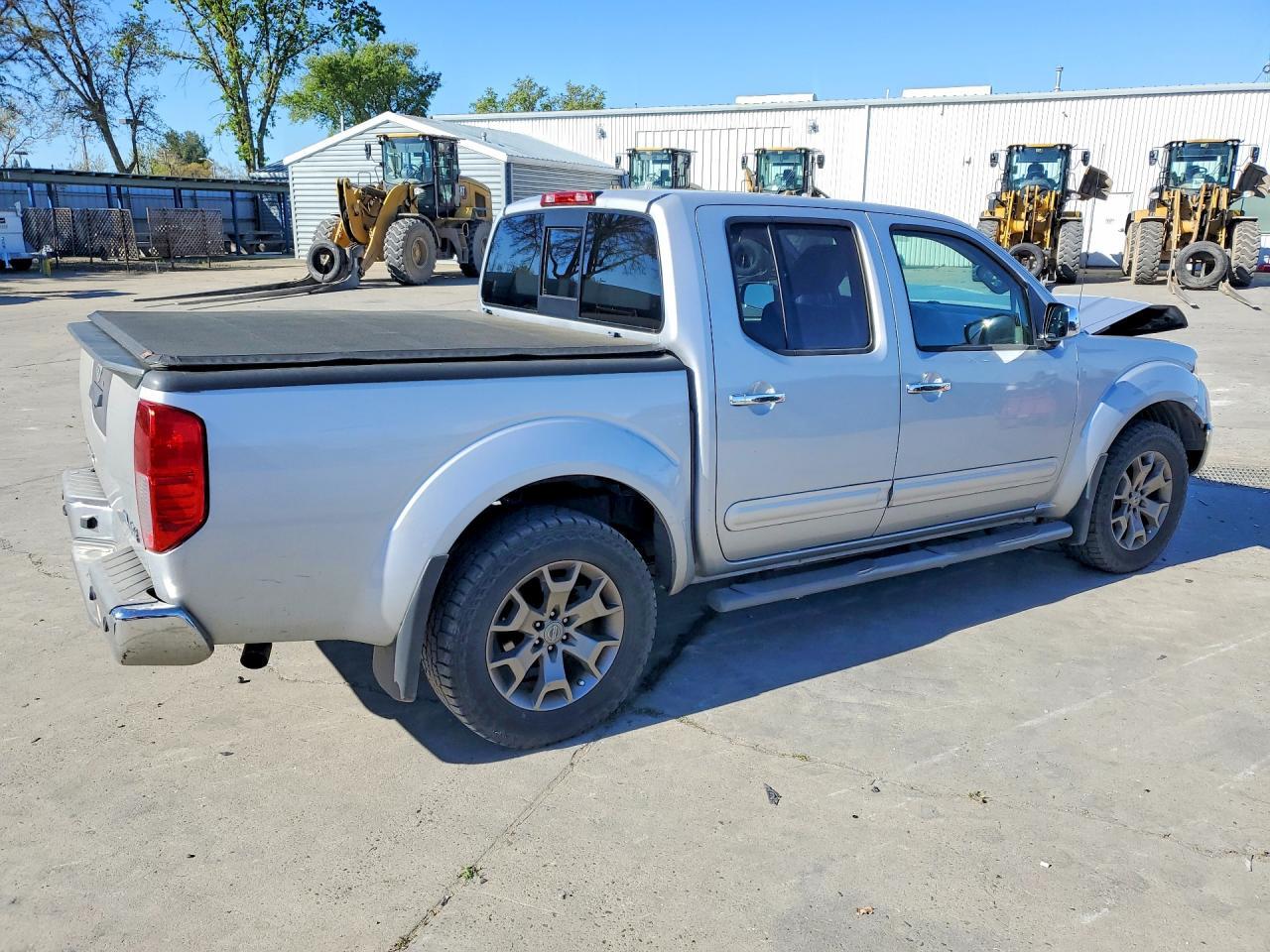 2014 Nissan Frontier SL