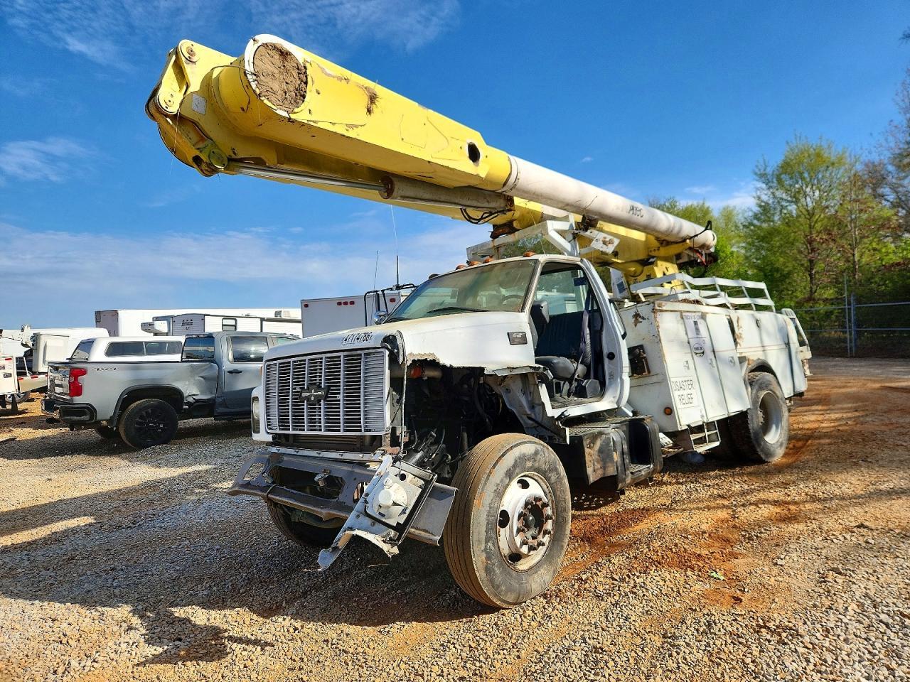 2002 Chevrolet C70 Bucket Truck