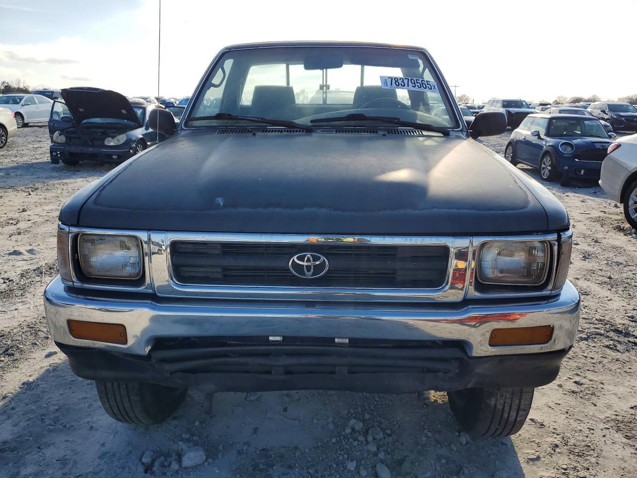 1992 Toyota Pickup Deluxe