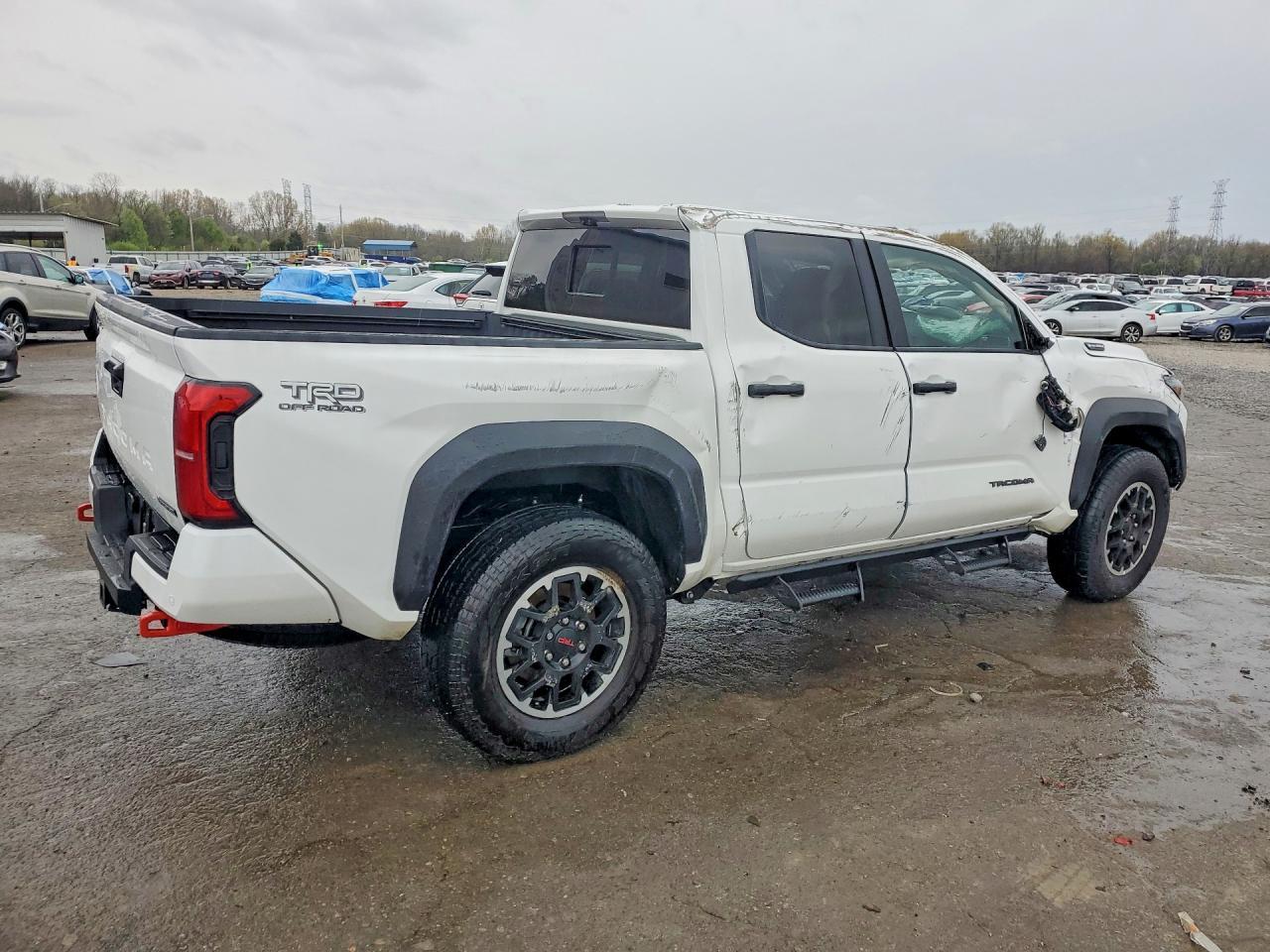 2025 Toyota Tacoma TRD OFF-ROAD HV