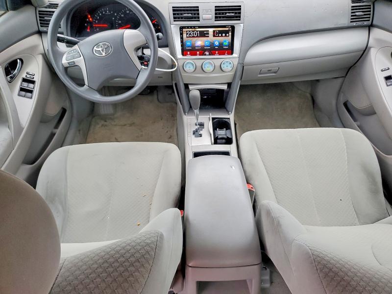 2009 Toyota Camry le