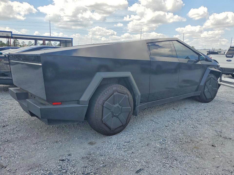 2024 Tesla Cybertruck