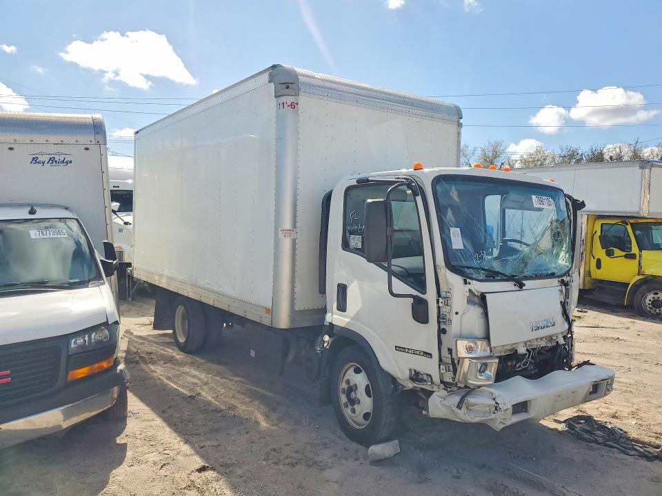 2024 Isuzu NPR XD