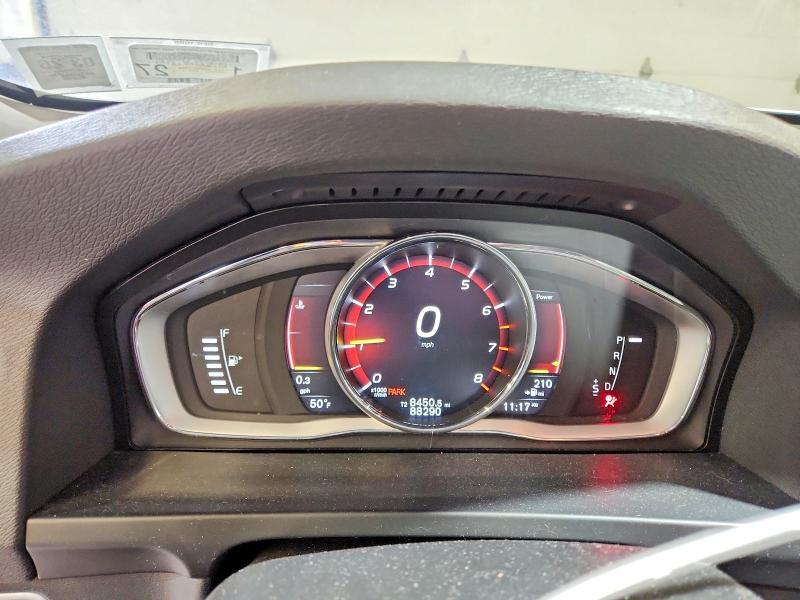 2018 Volvo V60 Cross Country Premier