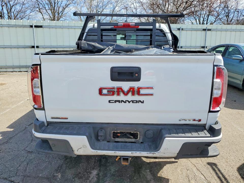 2022 GMC Canyon AT4