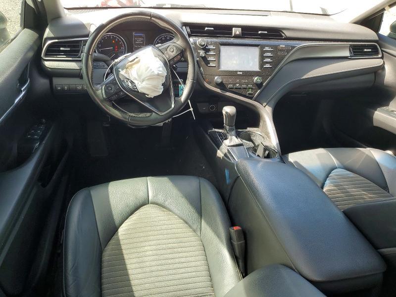 2020 Toyota Camry se Nightshade