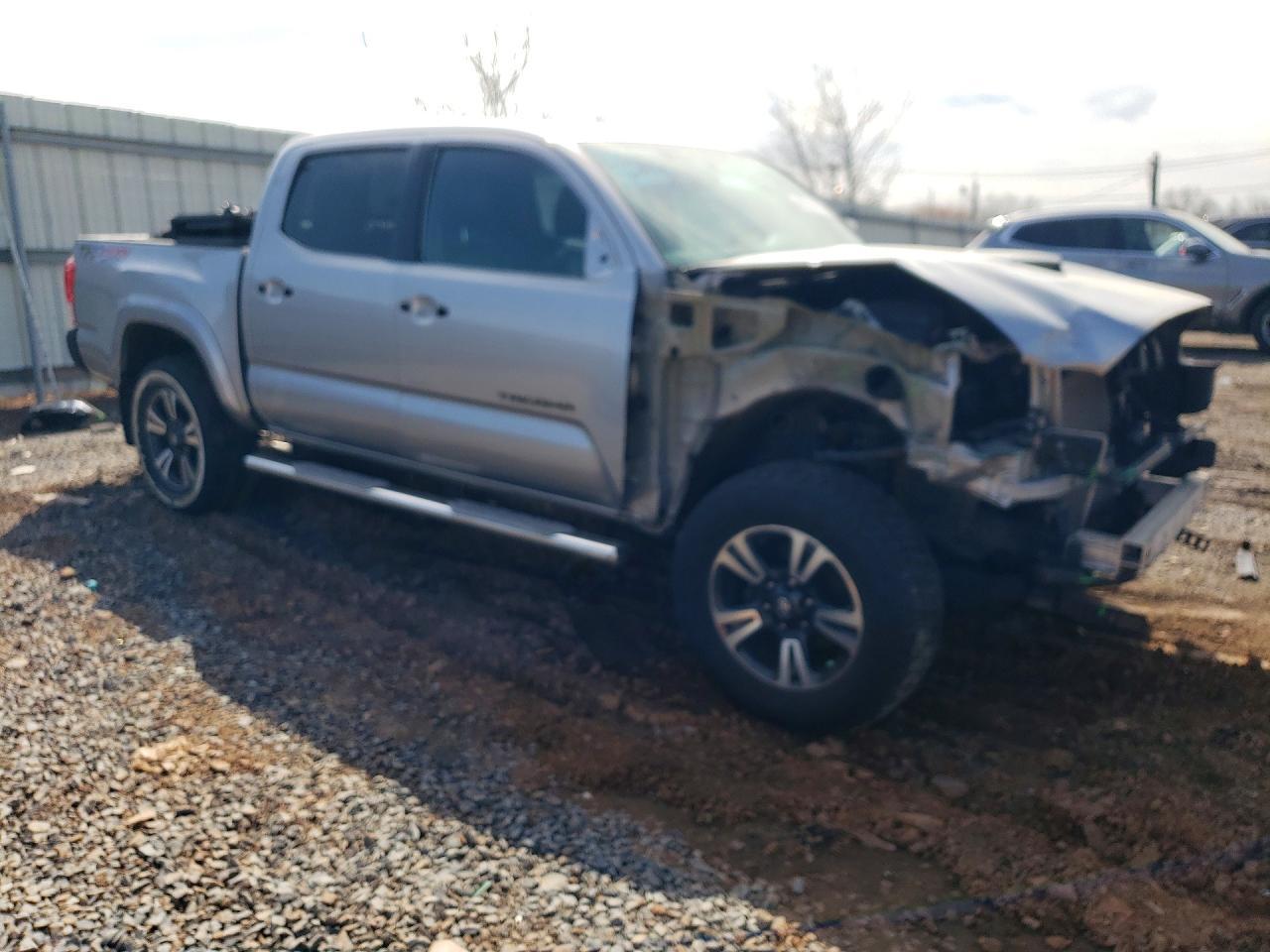 2016 Toyota Tacoma TRD Sport