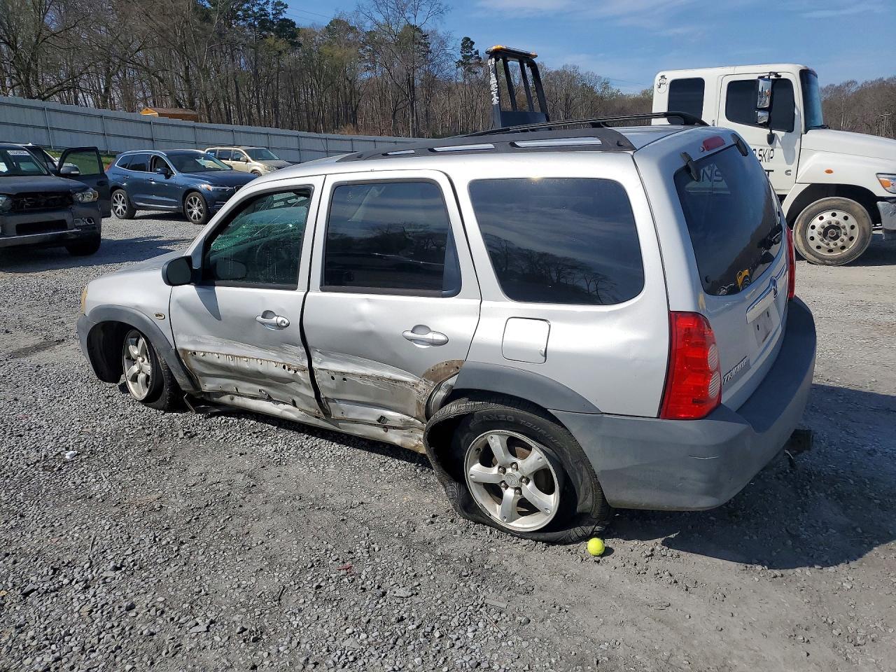 2005 Mazda Tribute i