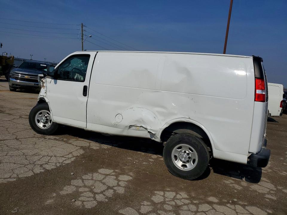 2021 Chev Express G2500