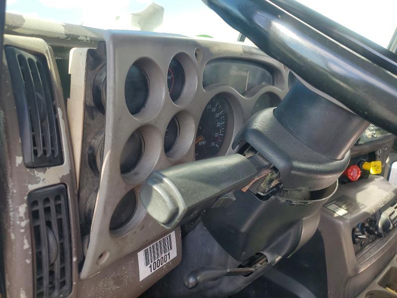 2005 Mack CXN612 Semi Truck