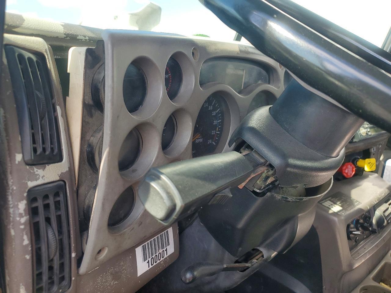 2005 Mack CXN612 Semi Truck
