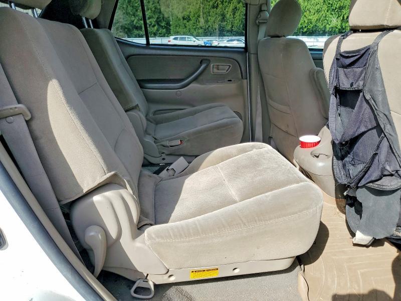 2006 Toyota Sequoia SR5