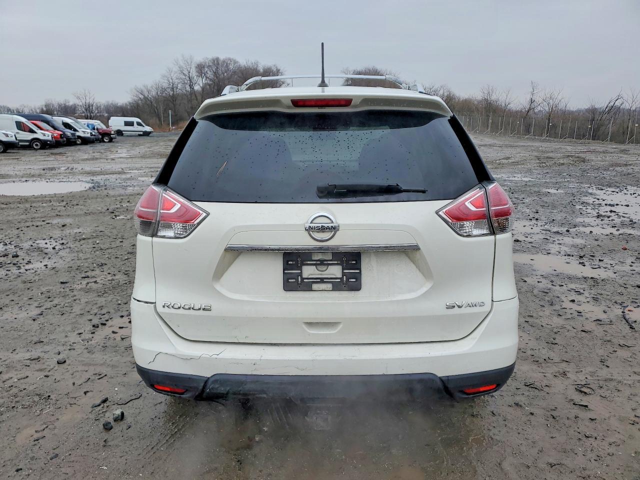 2015 Nissan Rogue sv