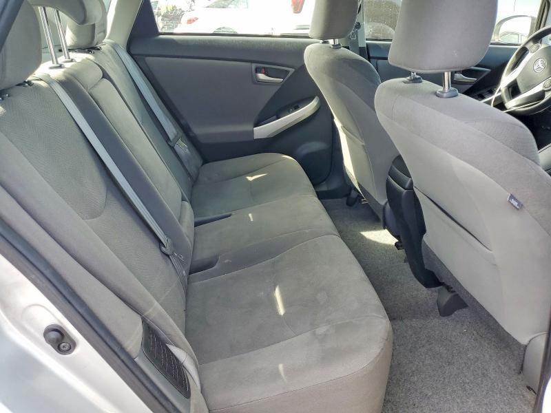 2014 Toyota Prius Plug-in Hybrid Base
