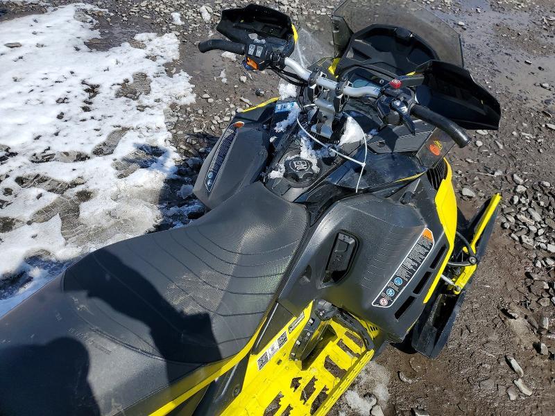 2021 Skidoo Renegade x 900 ace Turbo