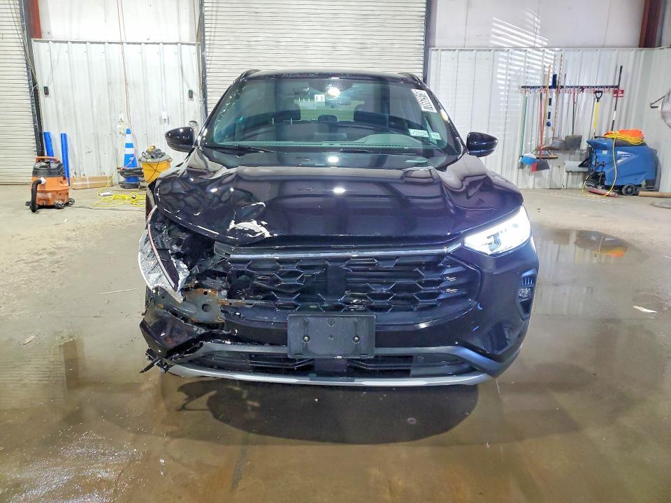 2025 Ford Escape st Line Select
