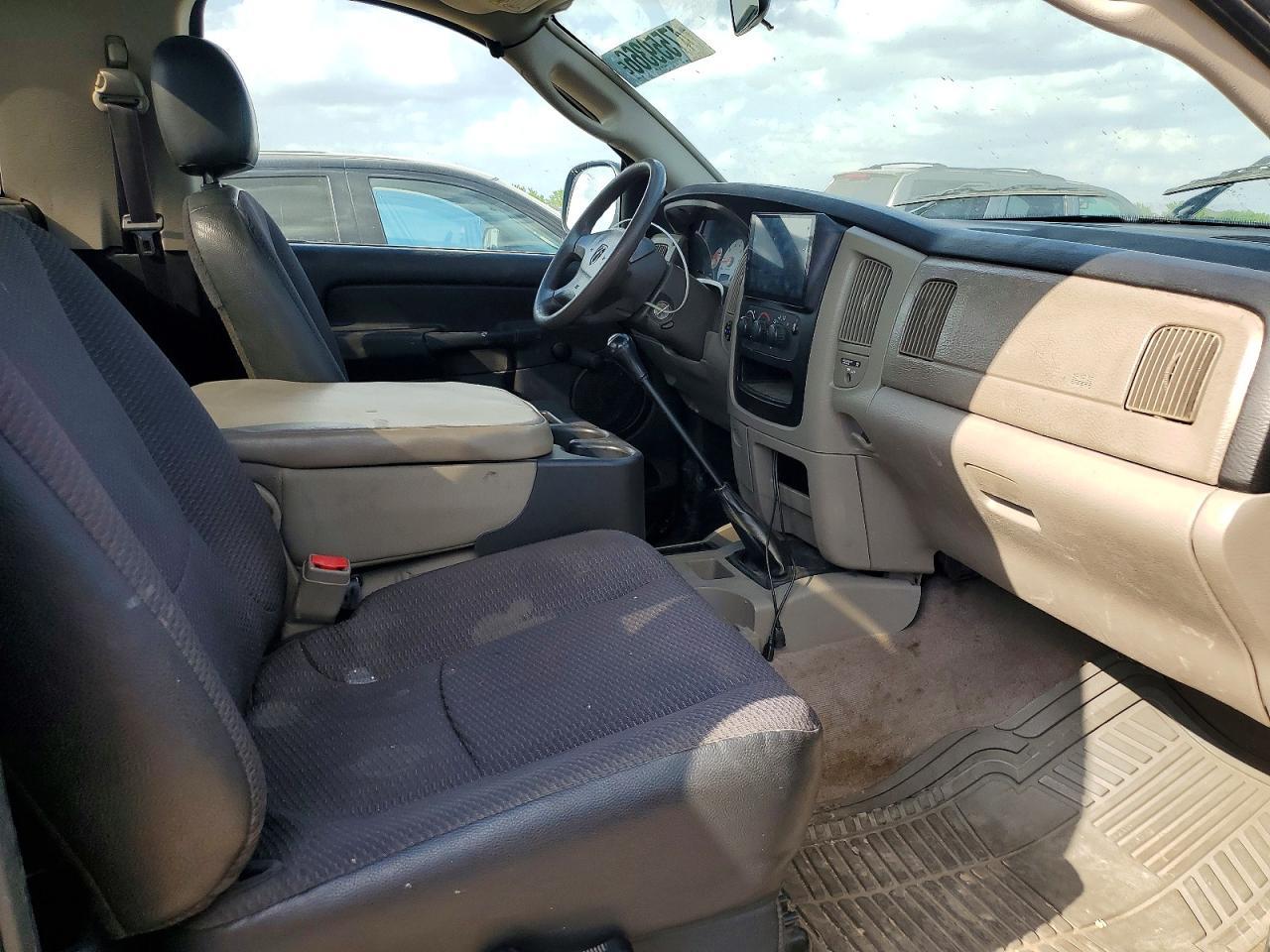 2003 Dodge RAM 1500 ST