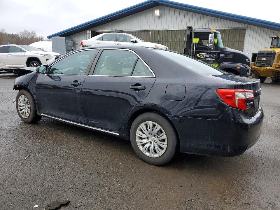 2012 Toyota Camry le