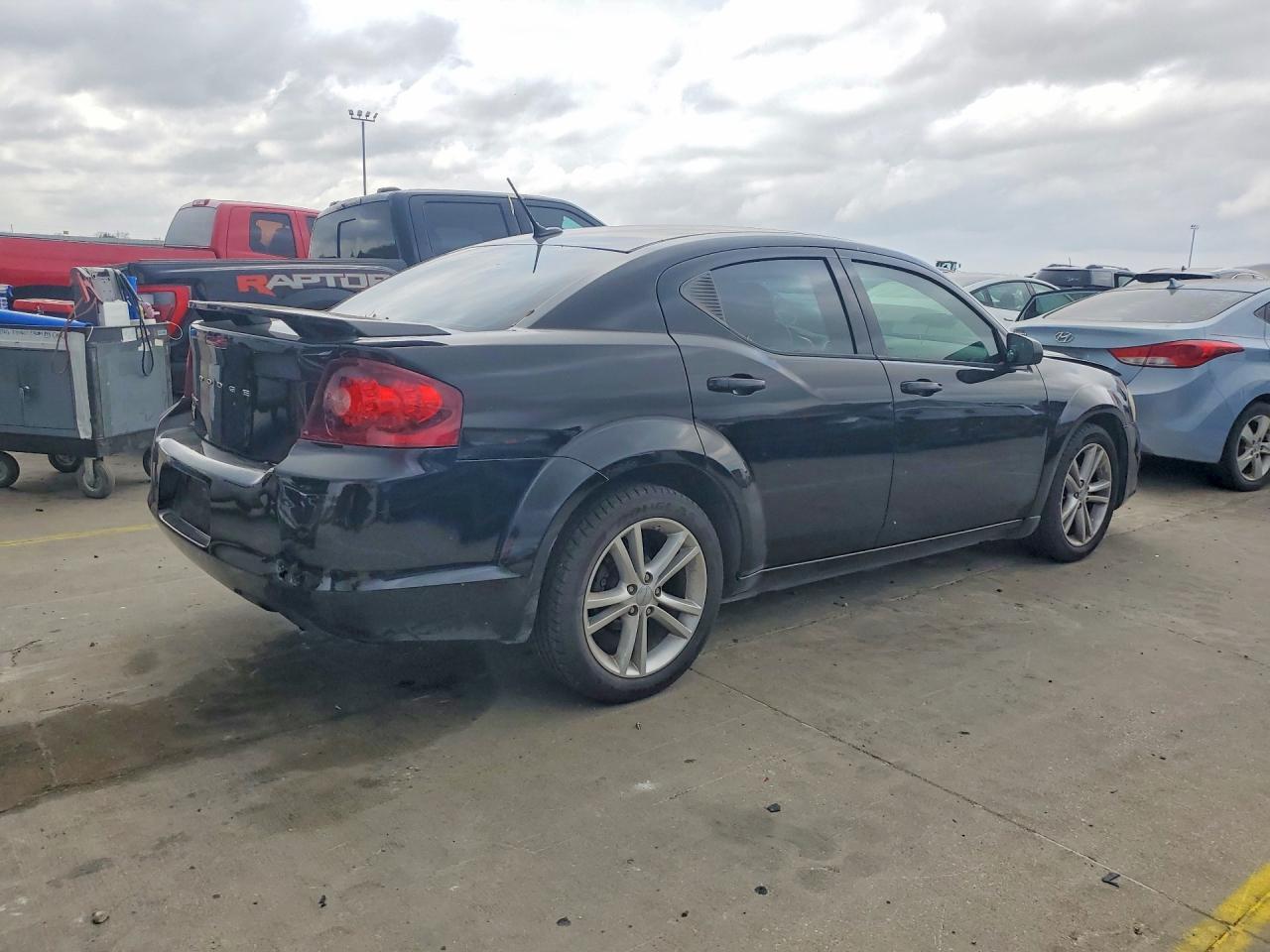 2014 Dodge Avenger se